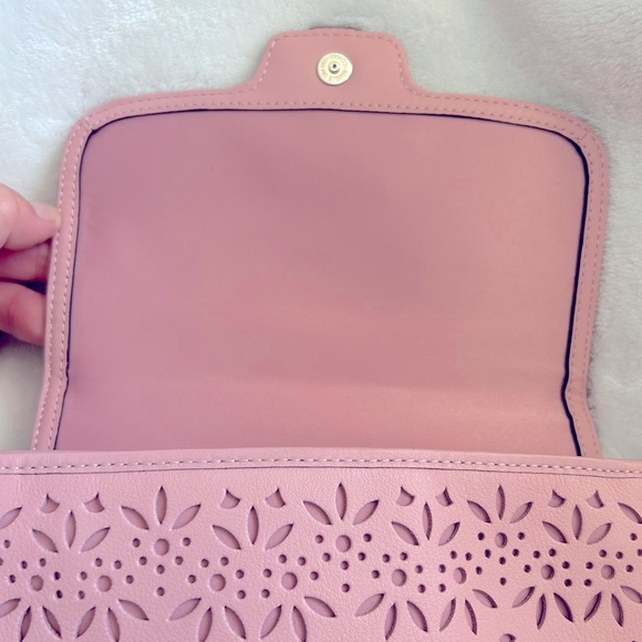 Coach 50632 Taylor eyelet leather flap clutch wristlet, silver/pink tulle 🩷🩶 - Picture 7 of 8